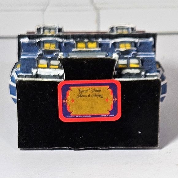 Concord Village Houses & Shoppes Building - Picture 6 of 8